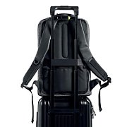XD DESIGN ANTI-THEFT BACKPACK BOBBY URBAN GRAY P/N: P705.642