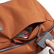 Bellroy Transit Workpack 2nd ed. - plecak 20L z kieszenią na laptop (bronze)
